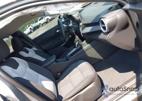 2025 Chevrolet Trax Fwd Ls from USA, damaged, VIN KL77LFEP8SC237638